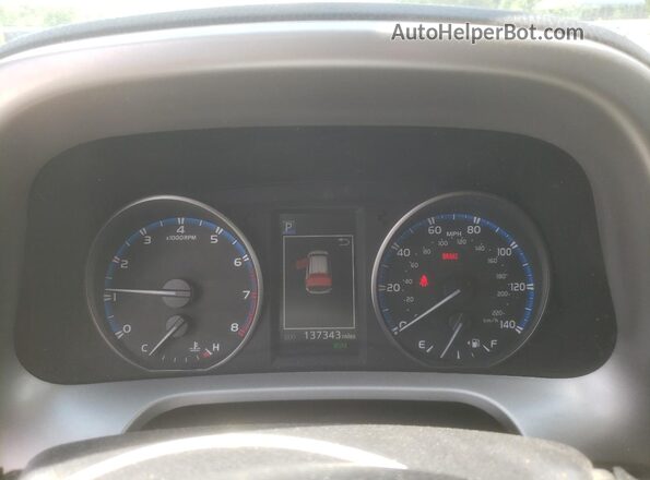 2T3RFREV4JW699869 2018 TOYOTA RAV4 Белый Вид щитка приборов