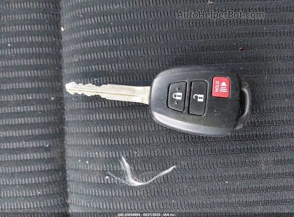 2T3ZFREV3JW464105 2018 TOYOTA LE Фиолетовый Вид панели приборов