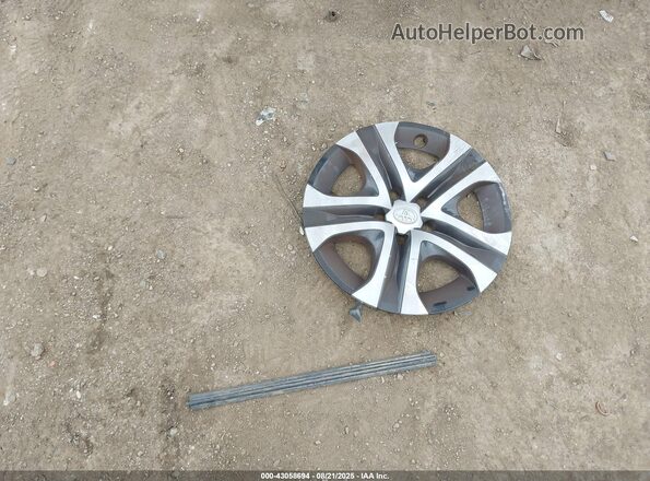 2T3ZFREV3JW464105 2018 TOYOTA LE Фиолетовый Вид щитка приборов