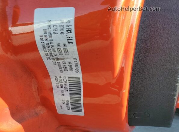 3C3CFFGE7GT136174 2016 FIAT 500 Orange Vista del compartimento del motor