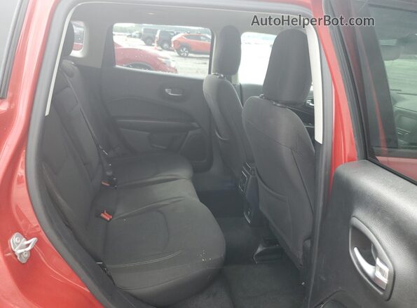 3C4NJCAB3JT212898 2018 JEEP COMPASS Red Вид задніх сидінь