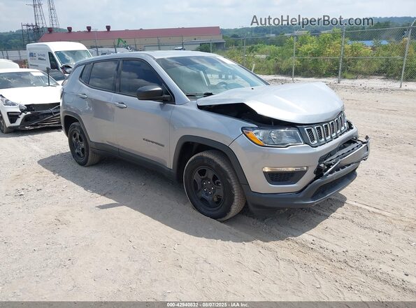 3C4NJCAB3JT462268 2018 JEEP COMPASS Silver Առջևի աջ