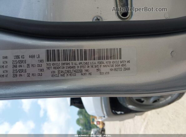 3C4NJCAB3JT462268 2018 JEEP COMPASS Silver Շարժիչի բաժամունքի տեսք