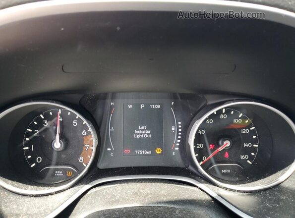 3C4NJCAB6JT123097 2018 JEEP COMPASS Blue Instrument cluster view