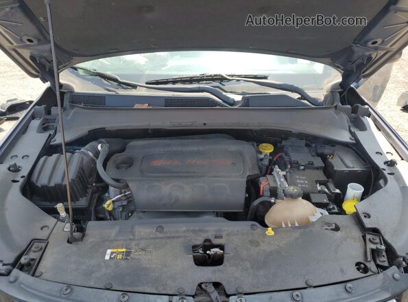 3C4NJCAB6JT123097 2018 JEEP COMPASS Blue Engine compartment view