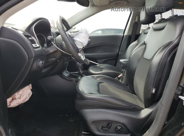 3C4NJCBB3JT461314 2018 JEEP COMPASS Black წინა სალონის ხედი