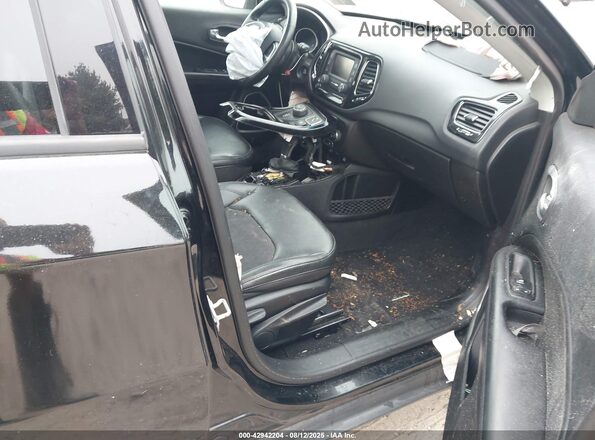 3C4NJDBB1JT492552 2018 JEEP COMPASS Black წინა სალონის ხედი