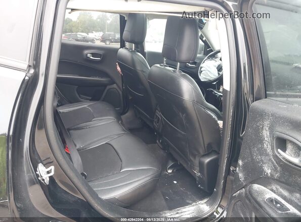 3C4NJDBB1JT492552 2018 JEEP COMPASS Black VIN კოდის სტიკერის ხედი