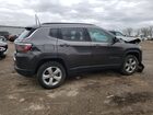 2018 Jeep Compass Latitude Gray vin: 3C4NJDBB3JT392453