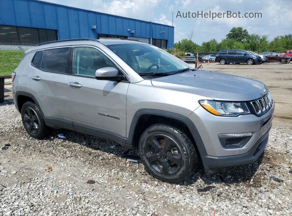 3C4NJDBB5JT256650 2018 JEEP COMPASS Silver Առջևի աջ