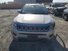 2018 Jeep Compass Latitude Серебряный vin: 3C4NJDBB6JT116316