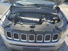 2018 Jeep Compass Latitude Серебряный vin: 3C4NJDBB6JT116316