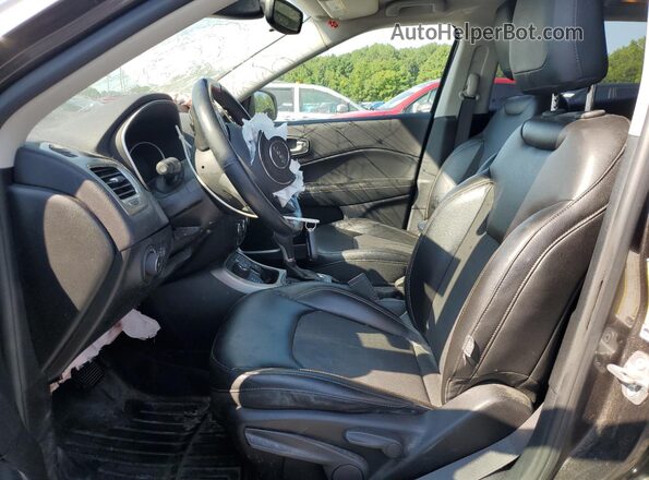 3C4NJDBB6JT153222 2018 JEEP COMPASS Gray Vista interior delantera