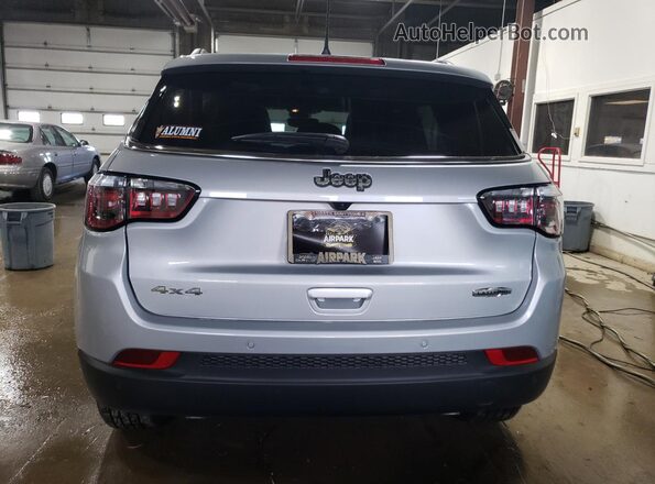 3C4NJDBN2ST539230 2025 JEEP COMPASS Silver Вид ззаду