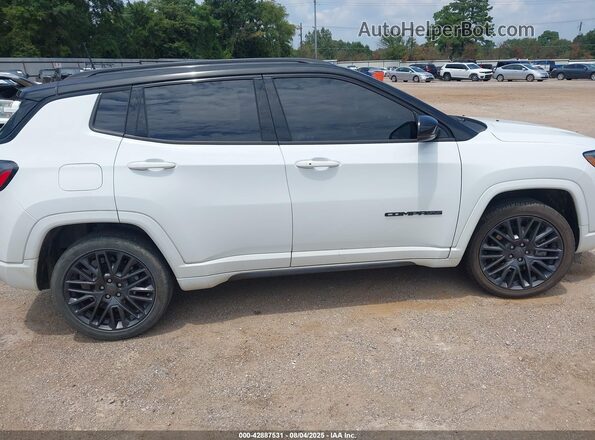 3C4NJDCN0PT515241 2023 JEEP COMPASS Белый Вид задней части салона