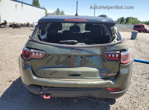 3C4NJDDB7JT376575 2018 JEEP COMPASS Green უკანა ხედი