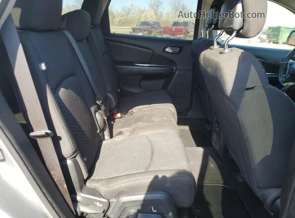 3C4PDCABXJT490973 2018 DODGE JOURNEY Серебряный Вид задней части салона