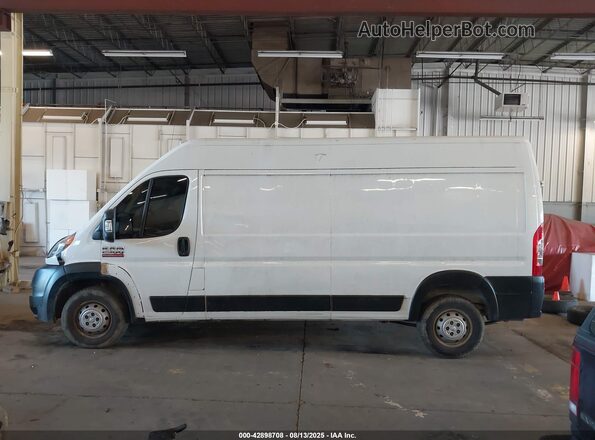 3C6TRVDG9JE129166 2018 RAM PROMASTER 2500 Белый 