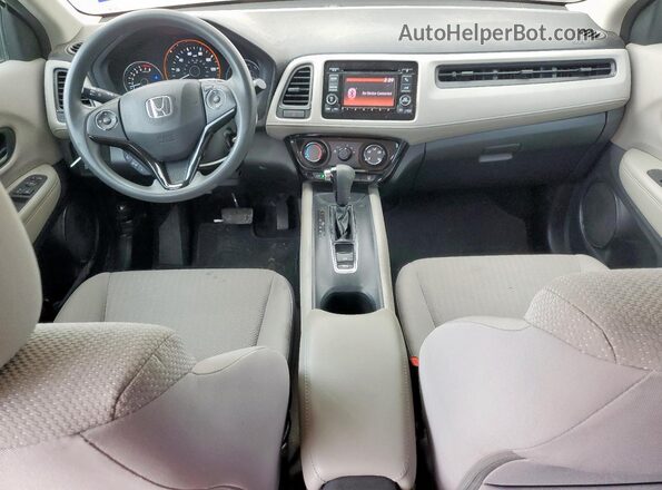 3CZRU6H39JM718247 2018 HONDA HR-V Белый Вид панели приборов