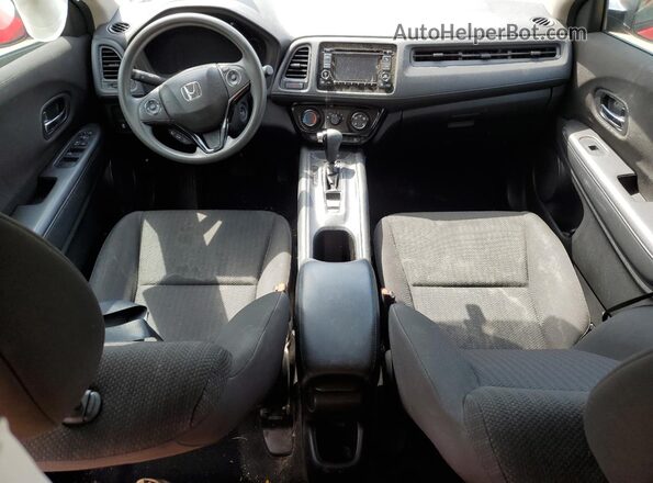 3CZRU6H3XJM731220 2018 HONDA HR-V Red Dashboard view
