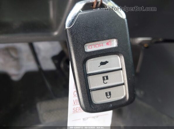 3CZRU6H53JM709965 2018 HONDA HR-V Серебряный Вид панели приборов