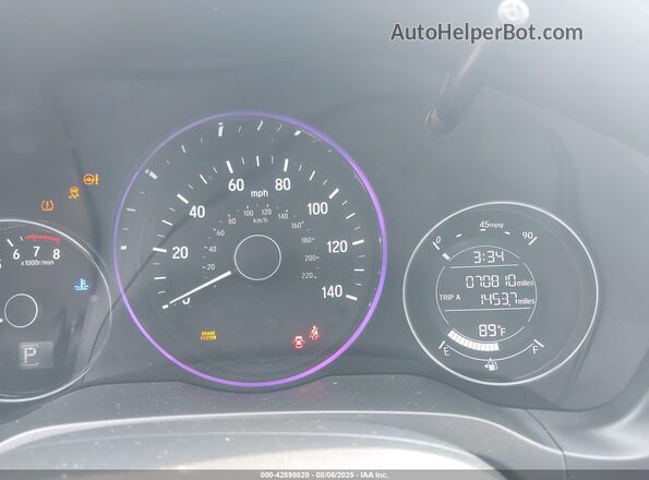 3CZRU6H55JM717517 2018 HONDA HR-V Red Widok tylnych siedzeń