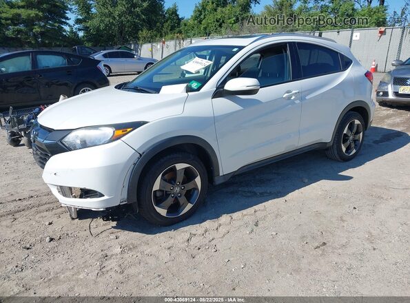 3CZRU6H76JM723201 2018 HONDA HR-V White Front left