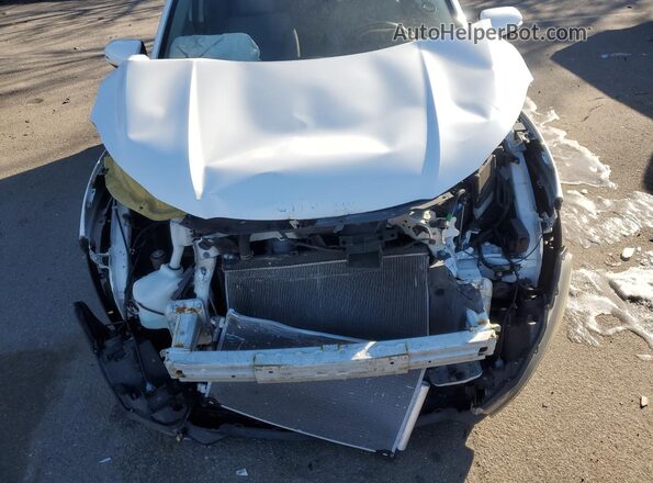 3CZRU6H79JM721555 2018 HONDA HR-V White ძრავის განყოფილების ხედი