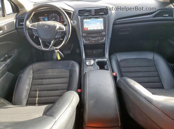 3FA6P0HD1JR256555 2018 FORD FUSION Серый Вид панели приборов