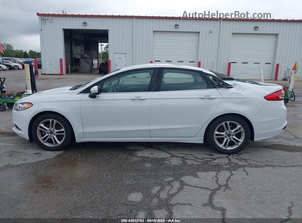 3FA6P0HD3JR284521 2018 FORD FUSION Белый 