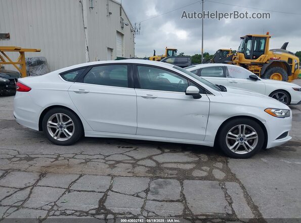 3FA6P0HD3JR284521 2018 FORD FUSION Белый Панорамный вид салона 360°