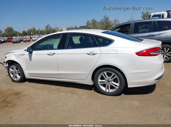3FA6P0HD7JR285378 2018 FORD FUSION White Vista interior de 360 grados