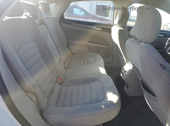 3FA6P0LU0JR193911 2018 FORD FUSION White Rear seats view