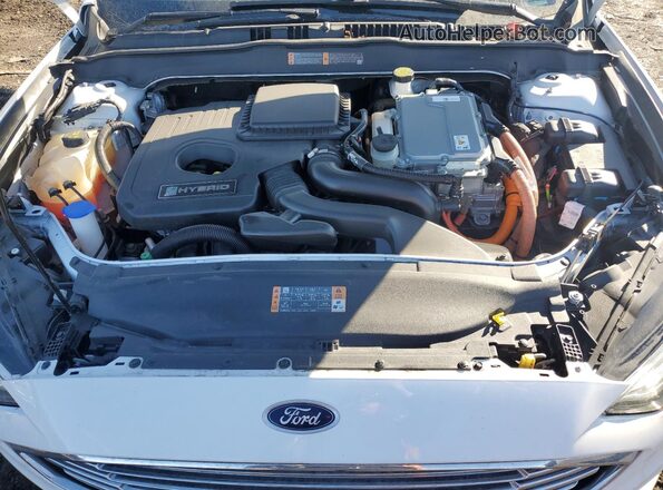 3FA6P0LU0JR193911 2018 FORD FUSION White Rear interior view