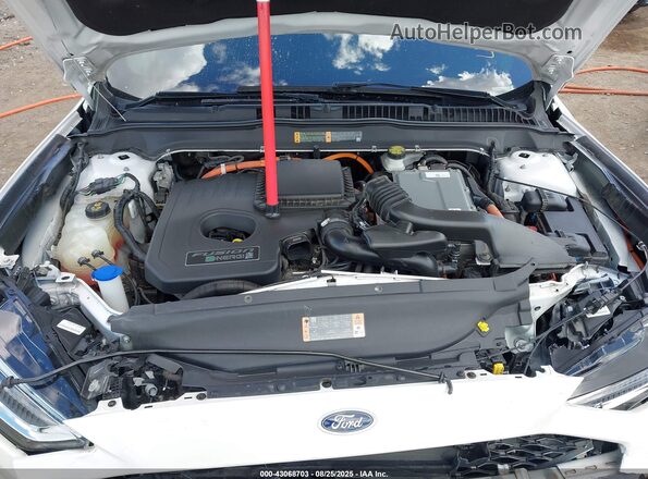 3FA6P0SU2JR107435 2018 FORD FUSION White Vista trasera