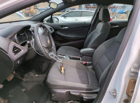 3G1BE6SM4JS540581 2018 CHEVROLET CRUZE Белый Вид салона спереди