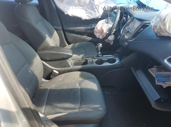 3G1BE6SM4JS610256 2018 CHEVROLET CRUZE Silver Vista interior delantera