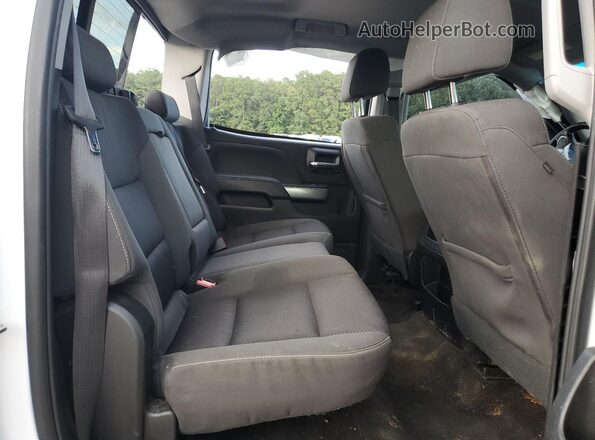 3GCUKREC9JG338917 2018 CHEVROLET SILVERADO Белый Вид задних сидений