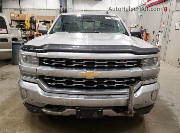 3GCUKSEJ0JG553575 2018 CHEVROLET SILVERADO Серебряный Вид спереди