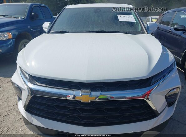3GNKBCR45SS201681 2025 CHEVROLET BLAZER Белый Вид щитка приборов