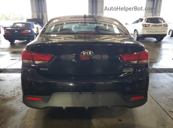 3KPA24AB0JE071102 2018 KIA RIO Black Widok z tyłu