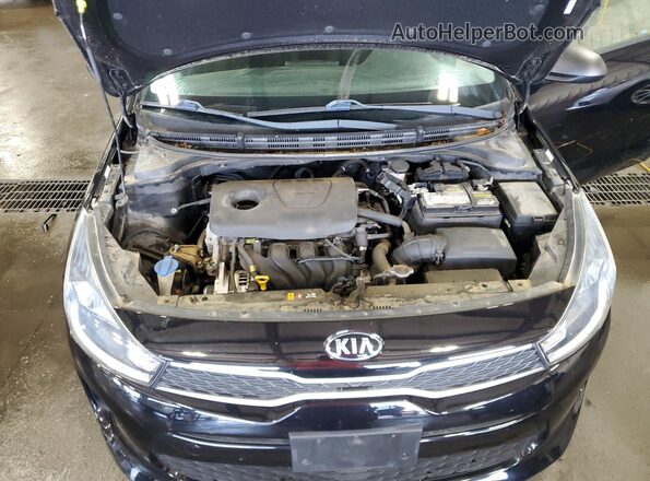 3KPA24AB0JE071102 2018 KIA RIO Black Widok wnętrza z tyłu