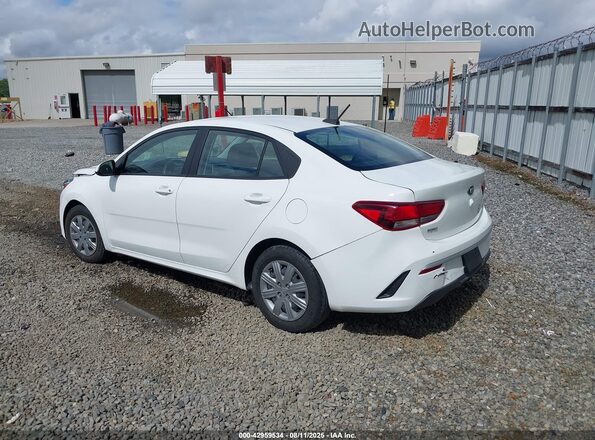 3KPA24AD4ME366144 2021 KIA RIO White Trasero izquierdo