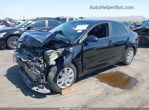 3KPA24AD4NE444780 2022 KIA RIO Black Przód lewy