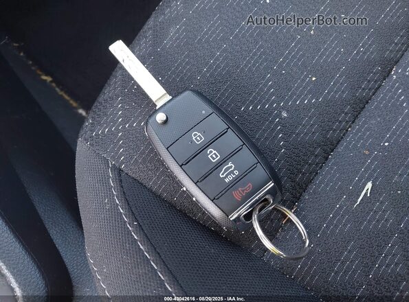 3KPA25AD1LE316239 2020 KIA RIO 5-DOOR Серый Вид панели приборов