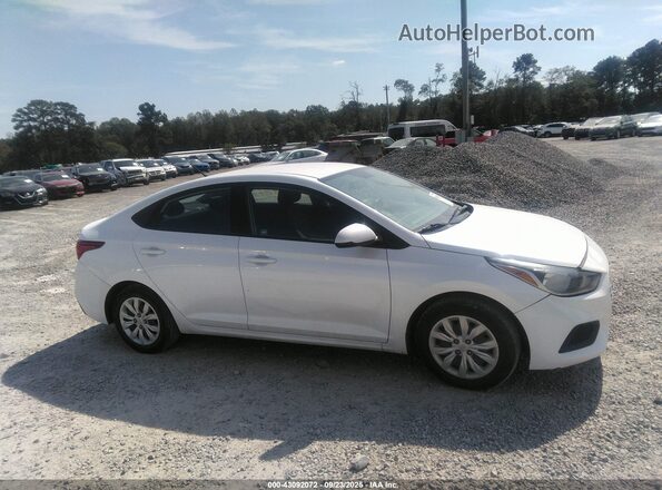 3KPC24A61LE104008 2020 HYUNDAI ACCENT Белый Вид задней части салона
