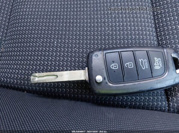 3KPC24A64LE103953 2020 HYUNDAI ACCENT Silver Widok deski rozdzielczej