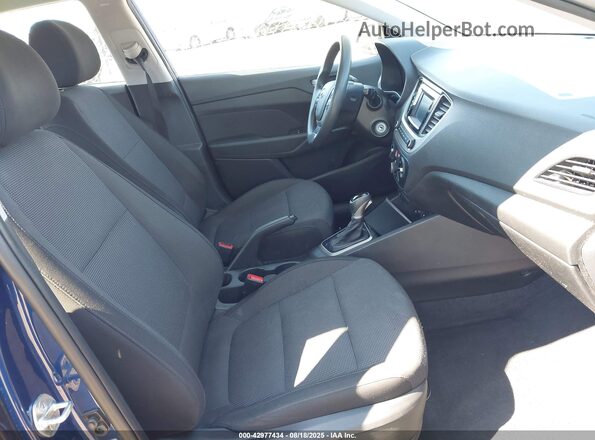 3KPC24A6XLE103259 2020 HYUNDAI ACCENT Синий Вид салона спереди