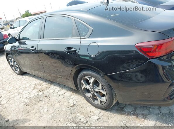 3KPF24AD2ME330555 2021 KIA FORTE Black 360 interior view