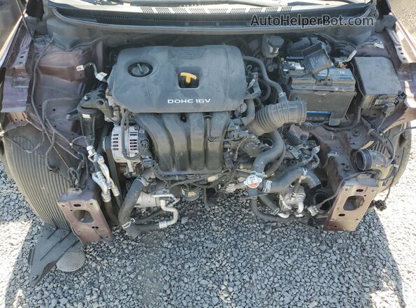 3KPFL4A77JE248002 2018 KIA FORTE Purple Vista interior trasera